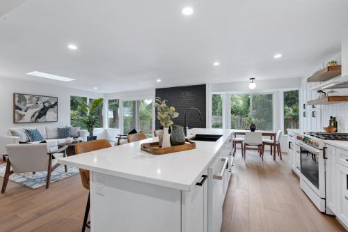 Beaverton Home Stage