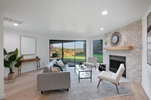 Condo Staging