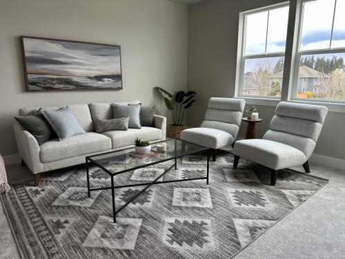 Family-Room-Stage (1)