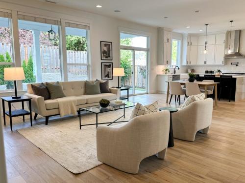 Living Room Home Stage in Portland Oregon