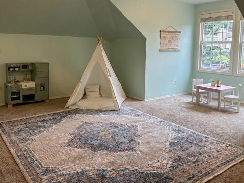 Playroom Stage