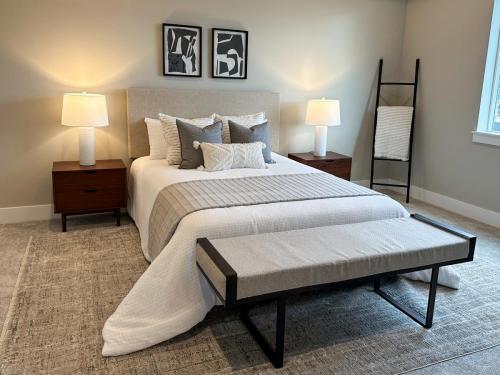 Portland Bedroom Stage