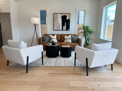 Portland, Oregon Staging